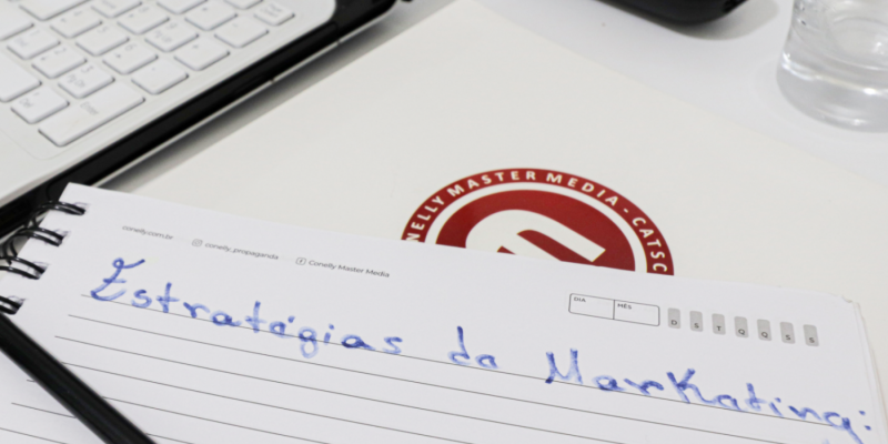 Estratégia de Marketing - Conelly Agência